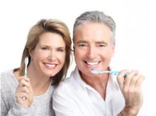 Come si lavano i denti