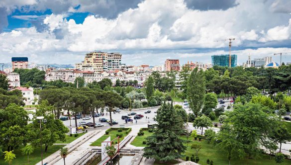 L’Albanie des hors-bord à la Ferrari – Comment cela a changé en 20 ans