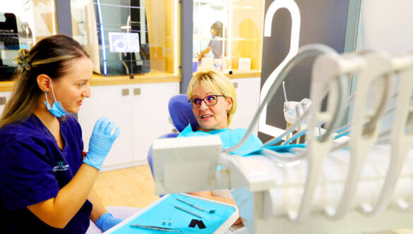 La Storia di Nathalie Gangloff: Dalla Francia alla Gremi Clinic in Albania per Ritrovare il Sorriso